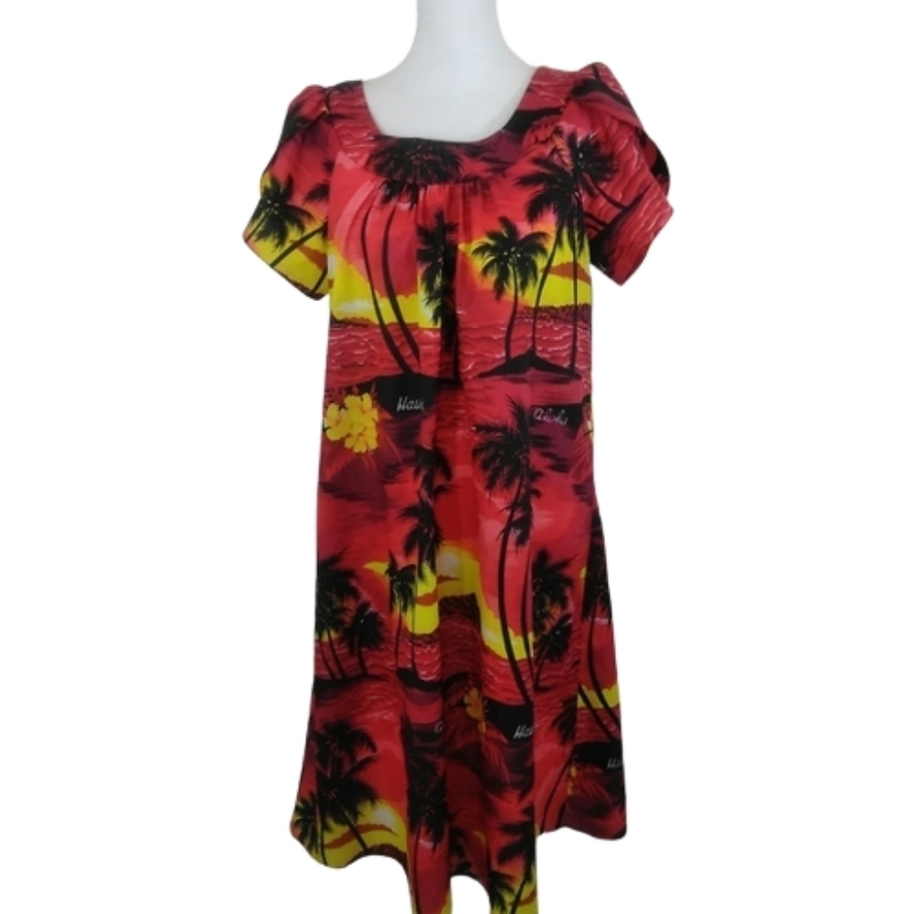 Vintage Royal Creations Hawaii Tropical Sunset Muumuu Dress Red Size- Medium